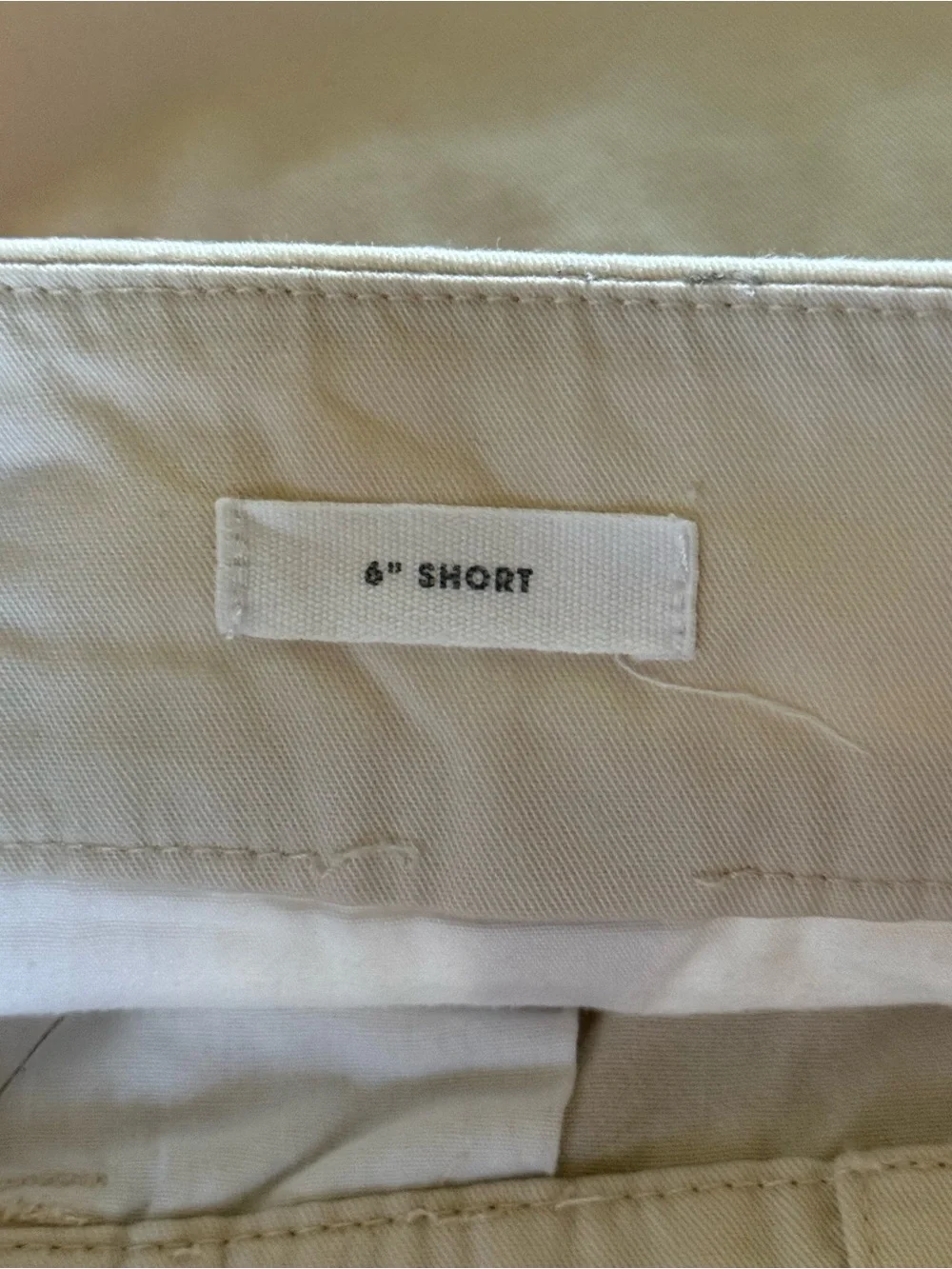 Loft Women's Classic Mid-Rise 6” Cream Cotton Shorts size 8
